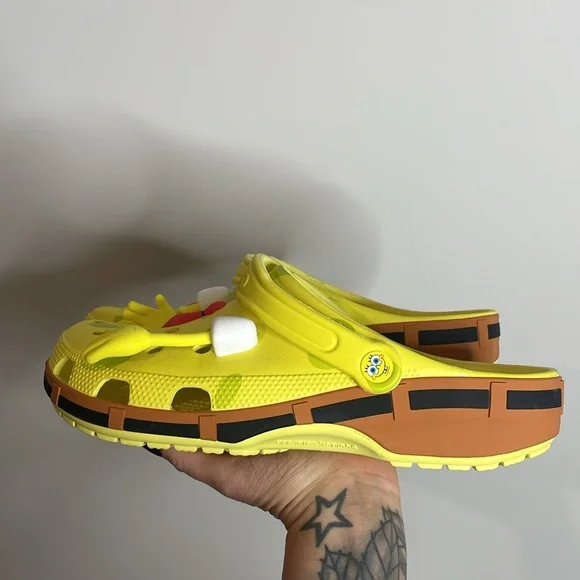 Crocs | SpongeBob Unisex Clogs M/10 W/12 - Picture 5 of 9